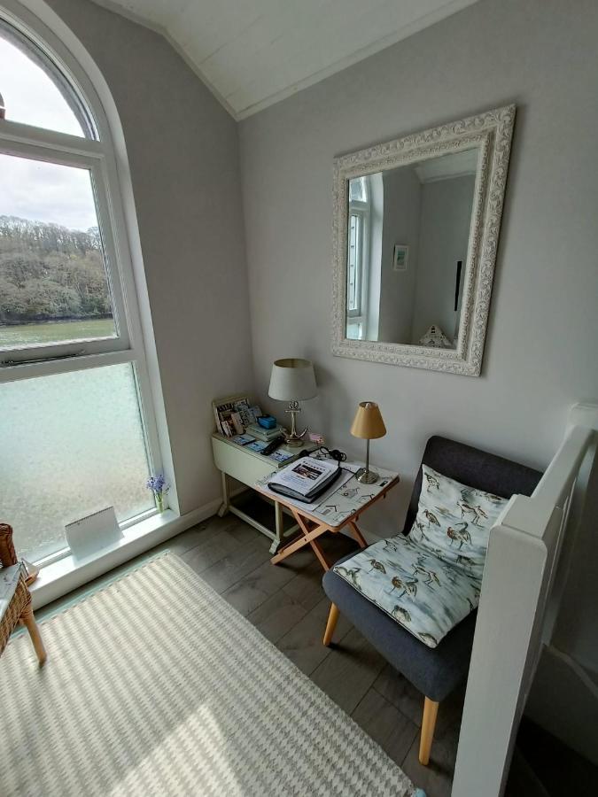 Beautiful 1-Bed Riversi Cottage Located In Malpas Truro Exterior foto